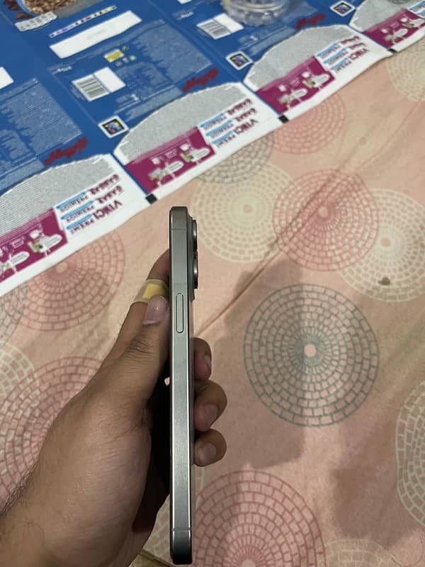 15 pro max factory unlock 1