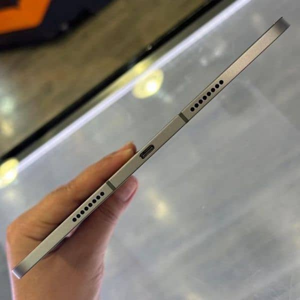 iPad pro 11 inch M2 chip 128 GB 1