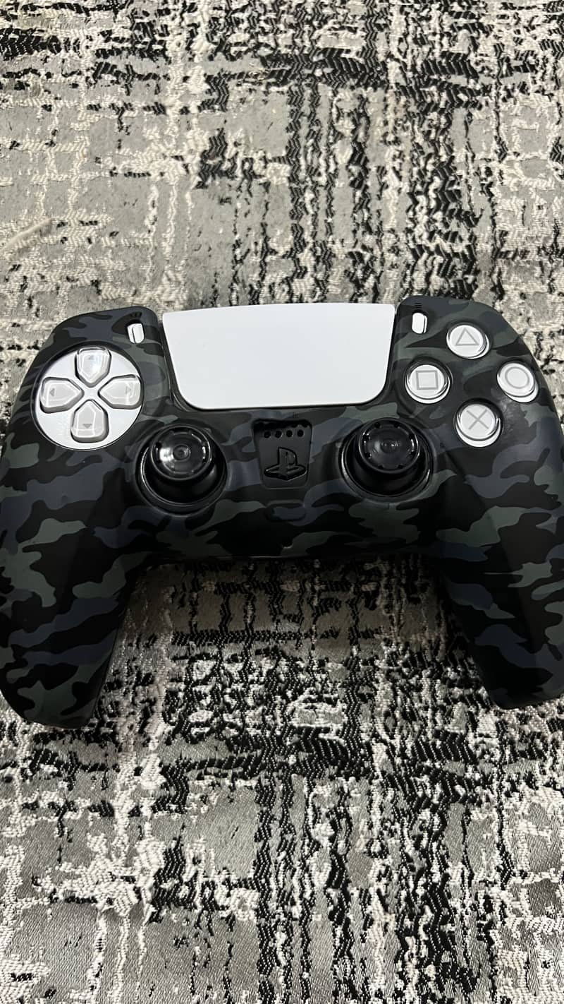 playstation 5 / ps5 controller 3