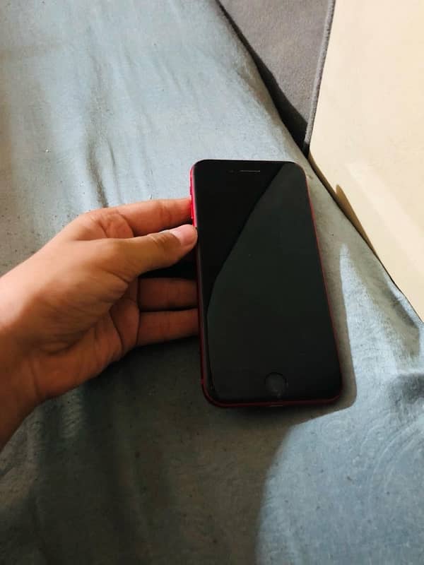 IPHONE SE 2020 / 64 GB 3