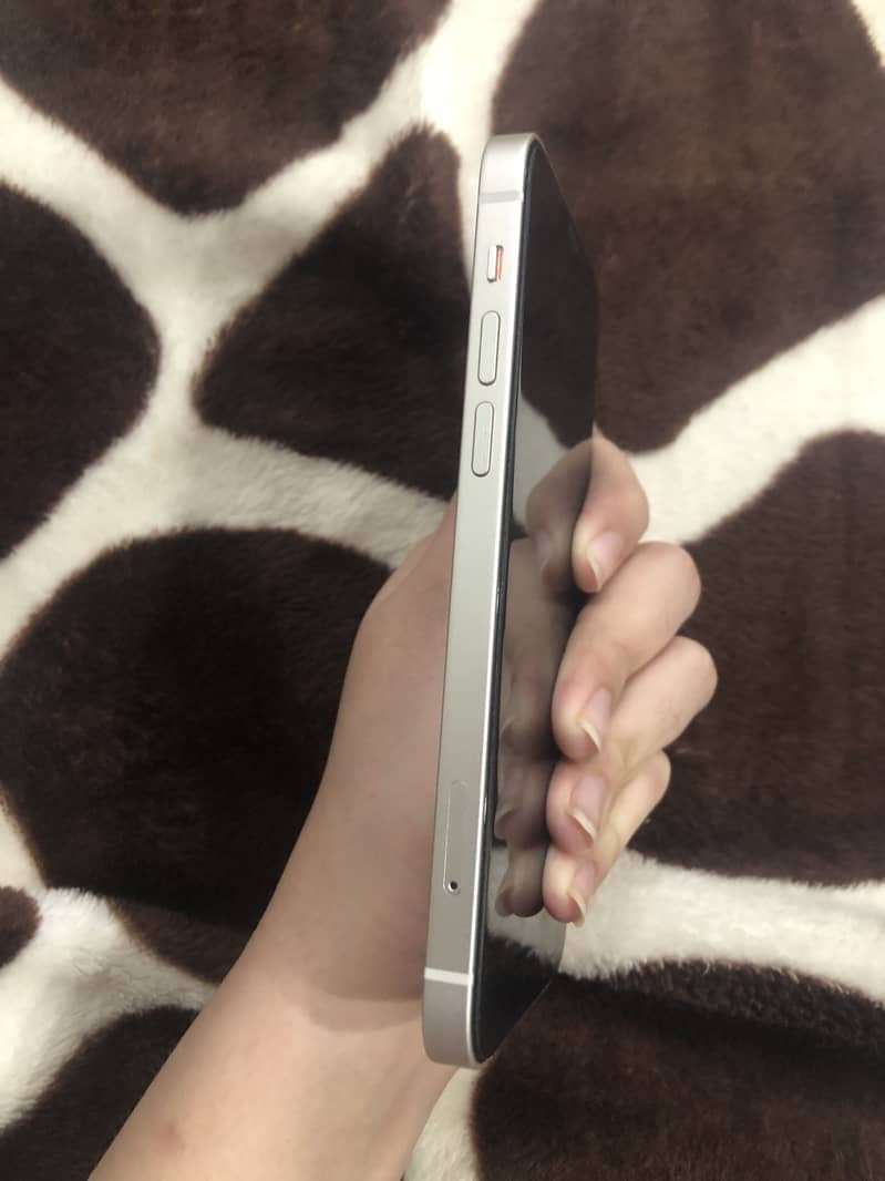 iPhone 12 Jv waterpack airtight  no open no repair 89% 64gb 10/10 set 1
