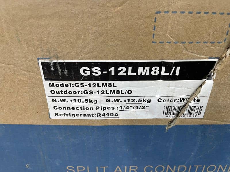 Brand new Gree lomo 8 non Inverter ac for sale 1