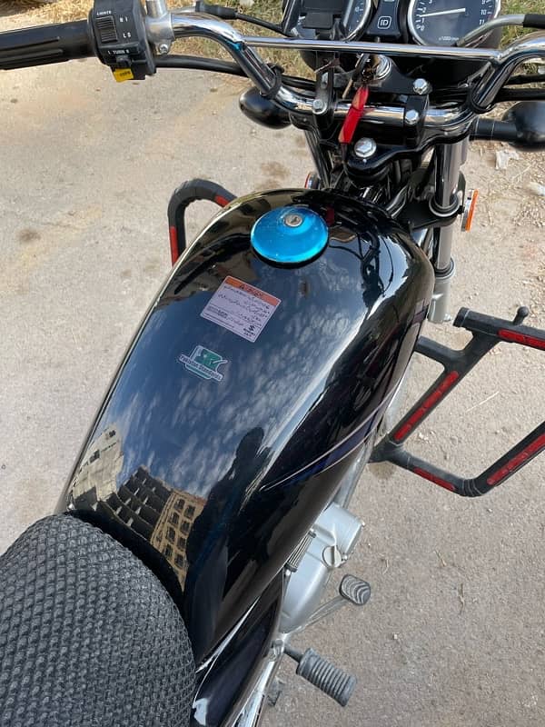 Suzuki GS 150 2024 low mileage 2