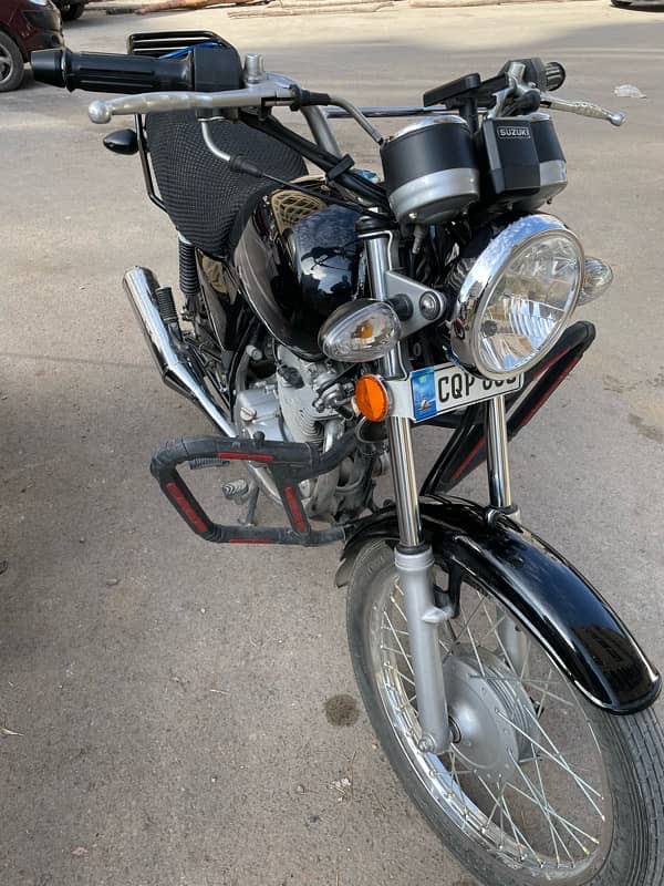 Suzuki GS 150 2024 low mileage 4