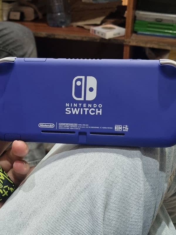 NINTENDO SWITCH LITE 3