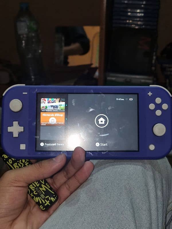 NINTENDO SWITCH LITE 0