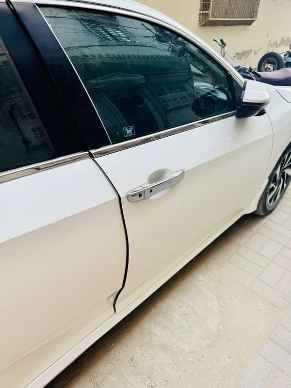 Honda Civic Oriel 2017 5