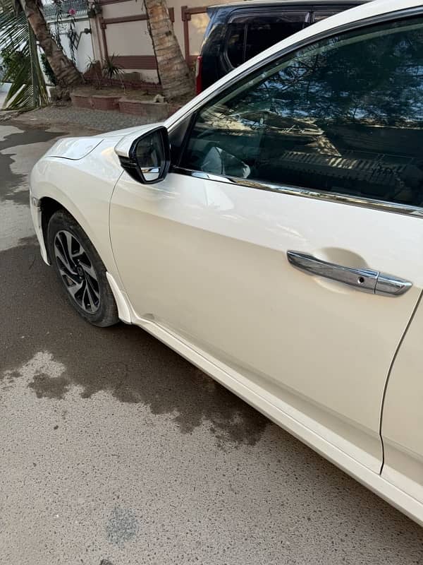 Honda Civic Oriel 2017 6