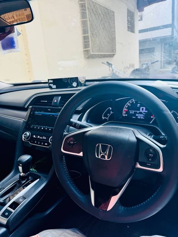 Honda Civic Oriel 2017 12
