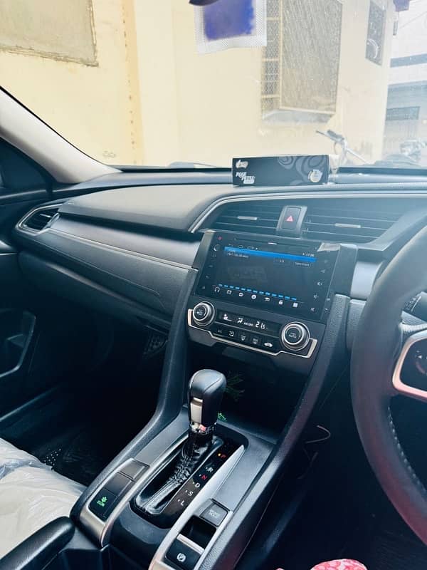 Honda Civic Oriel 2017 13