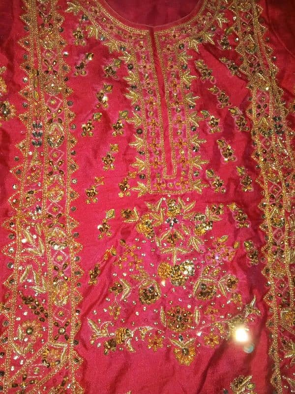 Embroidered dress 3