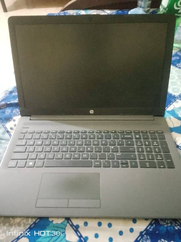 Amd Athlon silver 3050u with Redeon Graphics 2.30 GHz 2