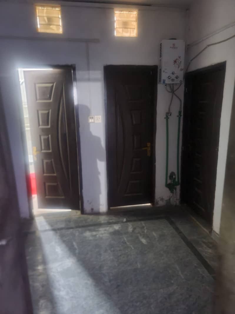 Boys Hostel Lahore -Solar Electricity, Single Bed, Gated Parking, Wifi 15