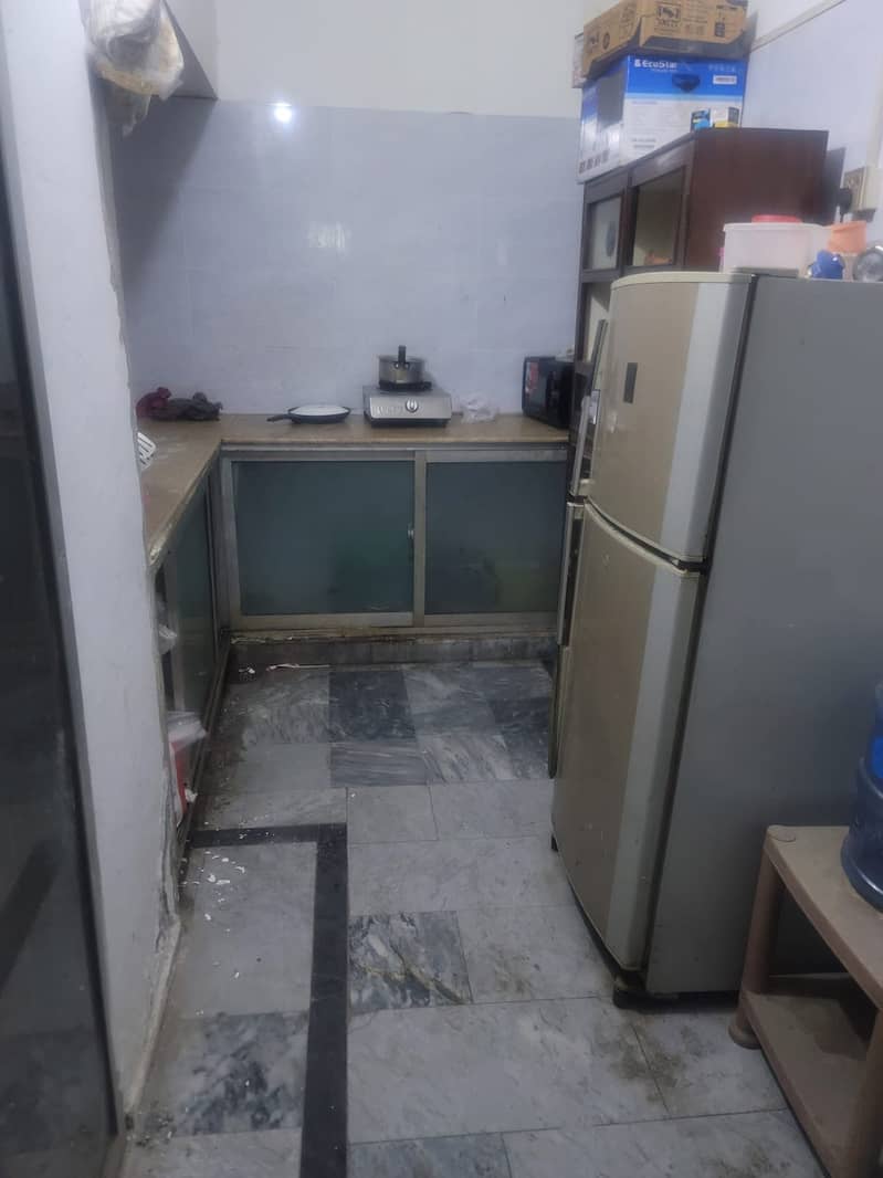 Boys Hostel Lahore -Solar Electricity, Single Bed, Gated Parking, Wifi 3
