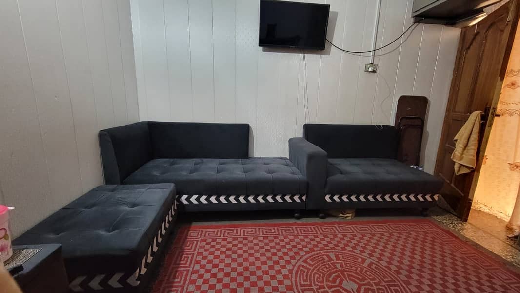 Bed & L shape sofa set for sale urgent in Rawalpindi Islamabad 7