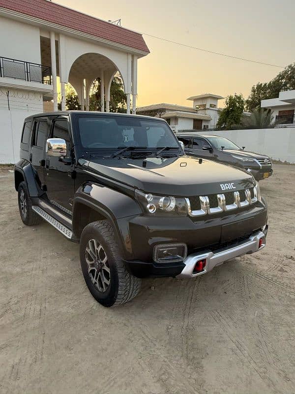 BAIC BJ40 Plus 2022 3