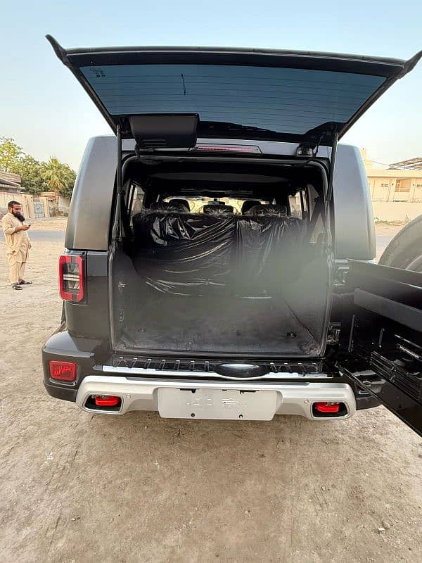 BAIC BJ40 Plus 2022 7