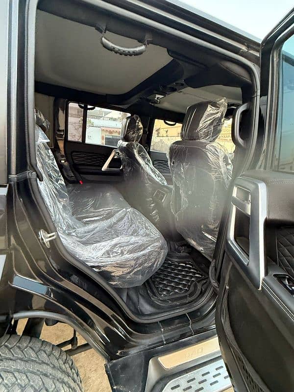 BAIC BJ40 Plus 2022 14
