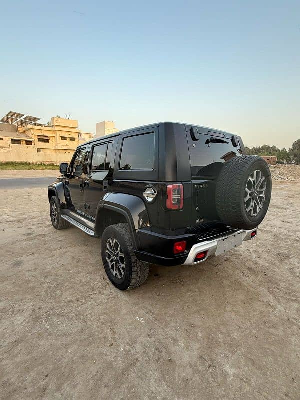 BAIC BJ40 Plus 2022 15