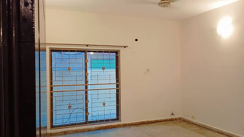 10 Marla Stylish Younas Design House for Rent 4 Bed, Near Market Sector A 10