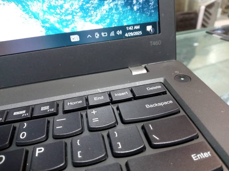 Lenovo thinkpad Core i5 6th Generaton 0
