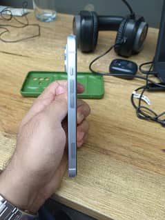 Iphone 15 128gb JV 100 Health
