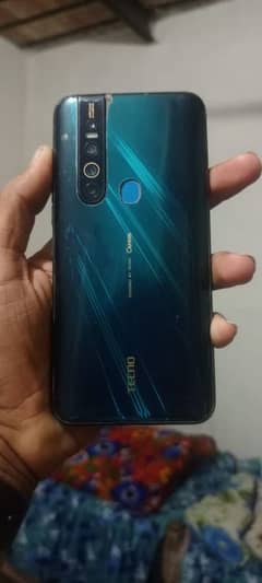 tacnocaman15pro6gb128gb
