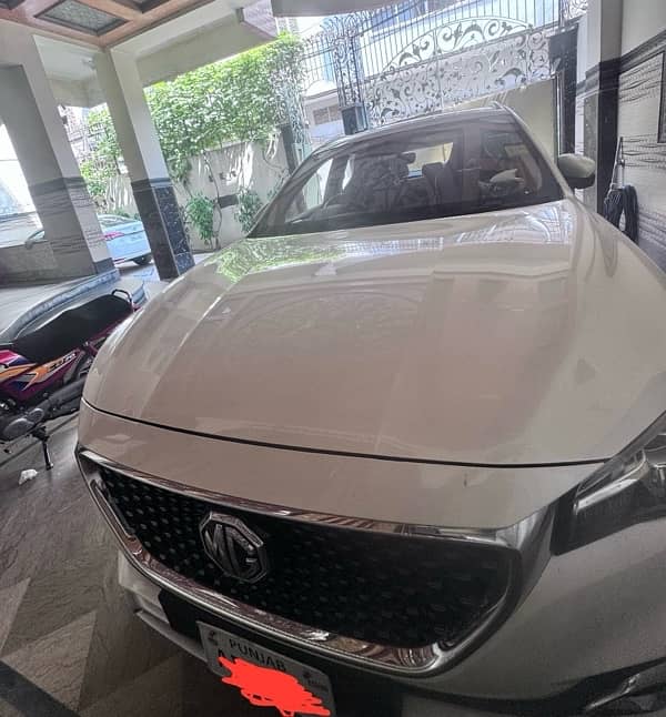 MG HS 2021 1