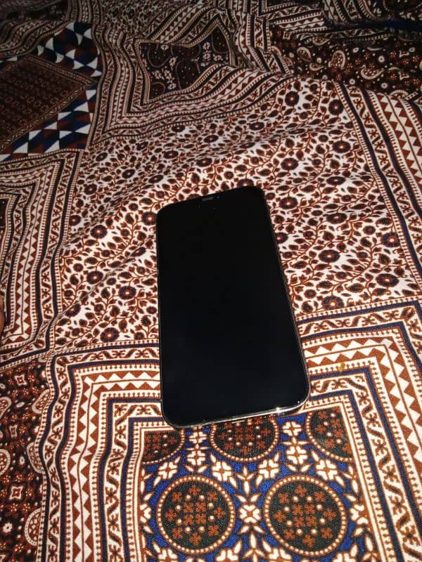 I phone 12 pro max 256 gb  10 / 10 condition 1