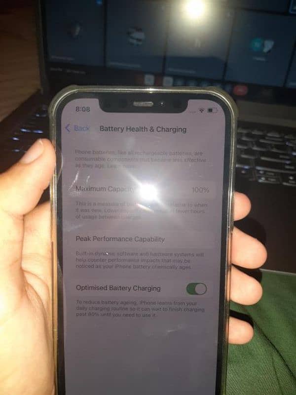 Iphone 12 almost new (kit) 1