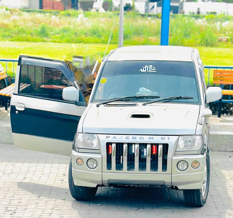 Mini pajero 3