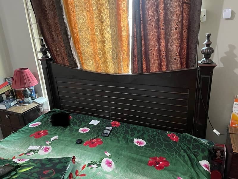 bed and sides table hoàn 0