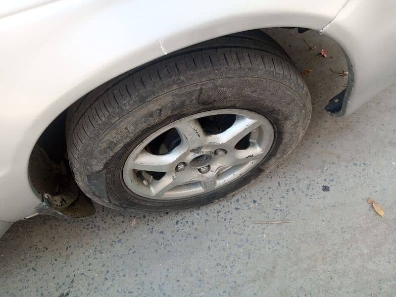 Suzuki Baleno 2003 8