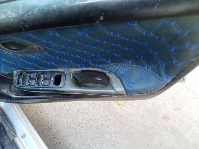 Suzuki Baleno 2003 14