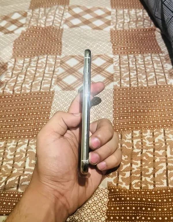 i phone 11 pro pta approved 256 gb 1