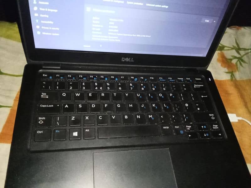 Latitude 5290 i5-8generation 0340-7163616 what's app 1
