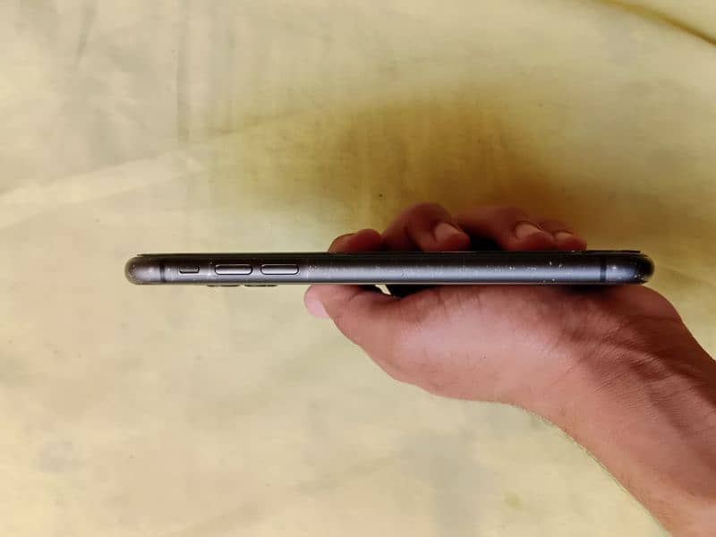 I'm selling my iphone 11 non pta jv 1