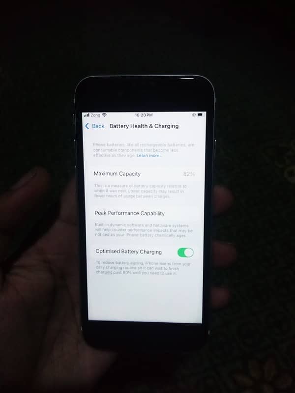 iPhone SE second generation waterpack 4