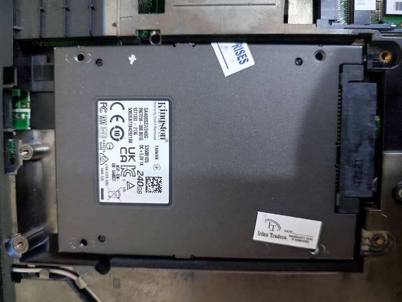 Lenovo Z580 256gb SSD 8gb RAM-i5 3th g 0