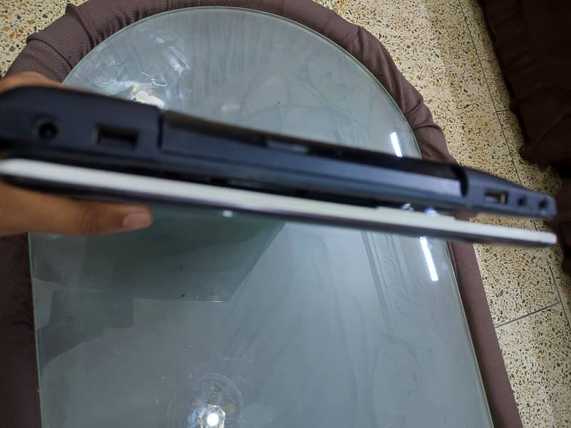 Lenovo Z580 256gb SSD 8gb RAM-i5 3th g 10