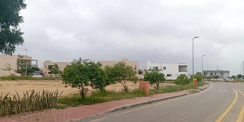 Allotment In Hand 250sq yd plot in Precicnt-8 FOR SALE. Most developing precicnt of BTK near Bahria Heights and Grand Mosque 19