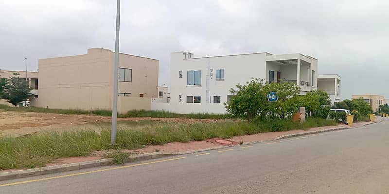 Allotment In Hand 250sq yd plot in Precicnt-8 FOR SALE. Most developing precicnt of BTK near Bahria Heights and Grand Mosque 42