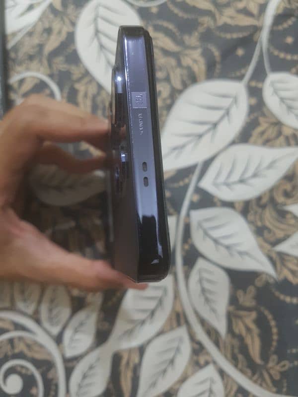 Selling Infinix Note 30 ( 16 GB RAM ) 256GB ROM 10/10 Condition 2