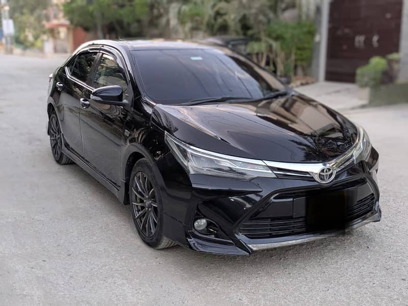 Toyota Corolla Grande 1.8 0