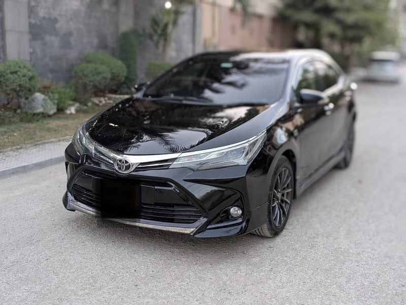 Toyota Corolla Grande 1.8 2