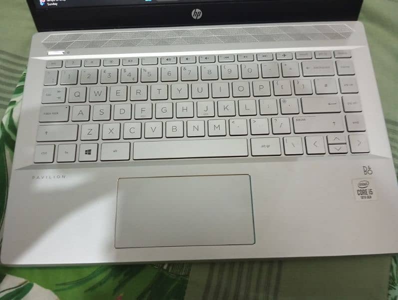 gaming laptop hp pavilion 14 ce3501na i5 10gen Nvidia Mx1302gb 16gbram 1