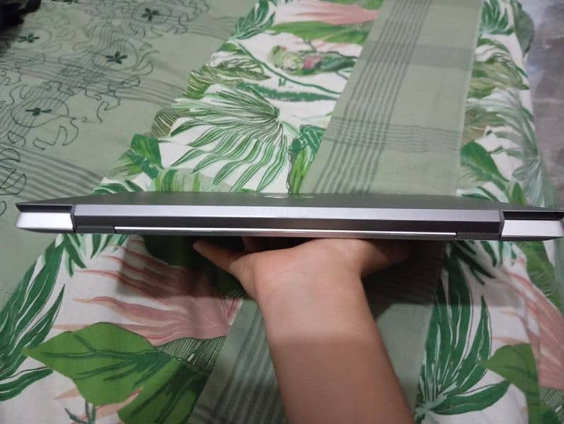 gaming laptop hp pavilion 14 ce3501na i5 10gen Nvidia Mx1302gb 16gbram 3