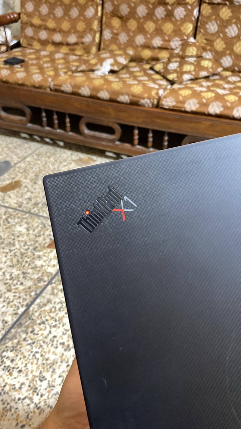 Lenovo ThinkPad X1 Carbon Gen 8|i7 10th Gen |16GB|512GB SSD|4K Display 5