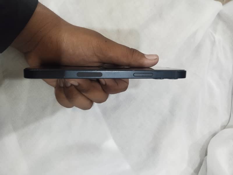 iPhone 12jv 64GB 3