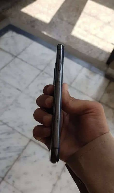 iPhone 11 pro 256 gb 3